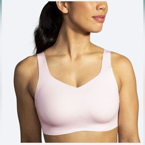 BROOKS UNDERWIRE SPORTS BRA. 36DD. ROSEWATER